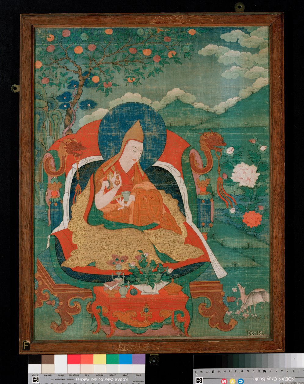 لوحة ثانغكا تُظهر أبًا للقبعة الصفراء للطائفة اللامية ، Gelupga Lama ، c.1700-1825 (تشويه على قماش) بواسطة مدرسة التبت