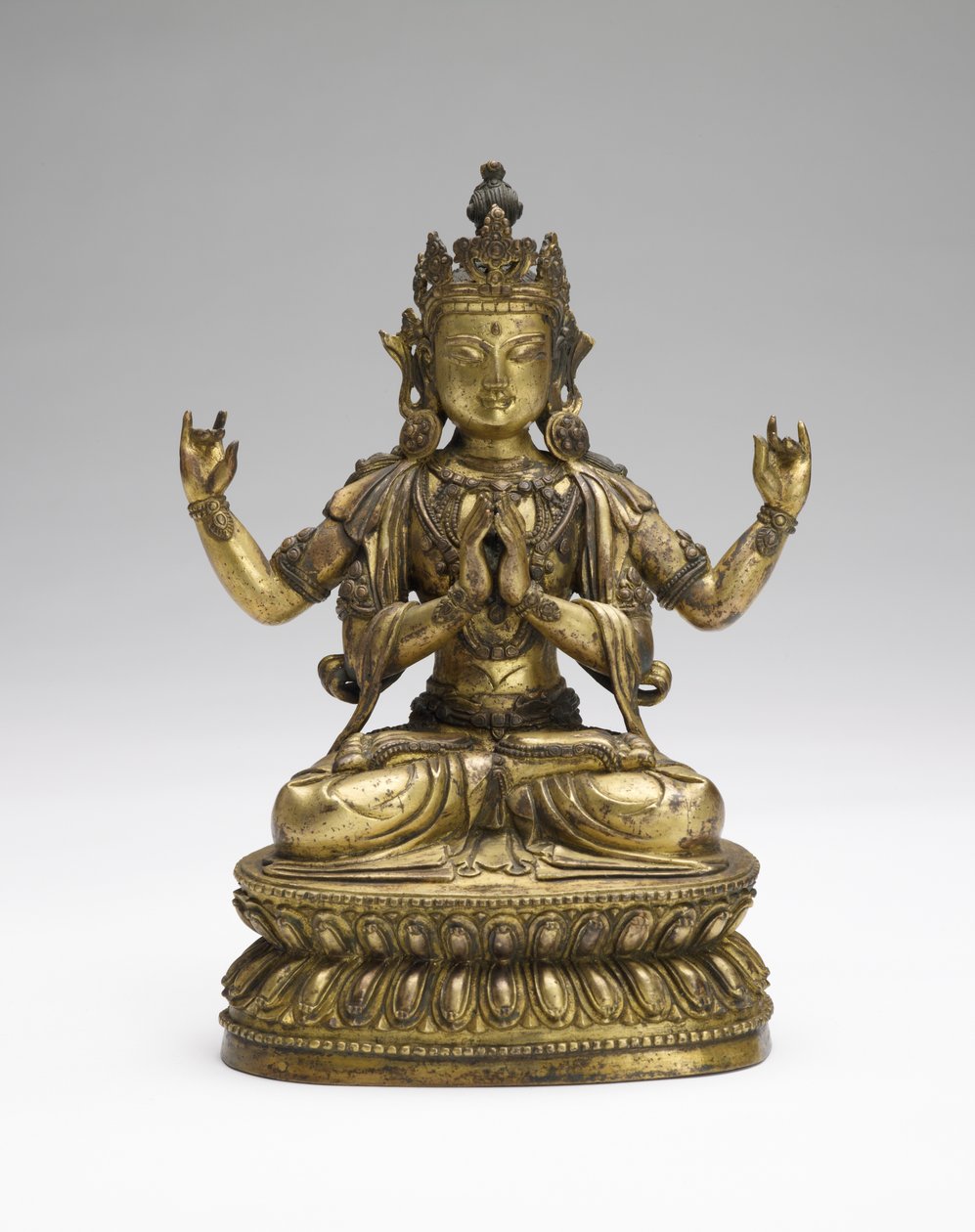 Sukhavati Avalokiteshvara ، أواخر القرن السابع عشر وأوائل القرن الثامن عشر (سبيكة نحاسية مُذهبة) بواسطة مدرسة التبت