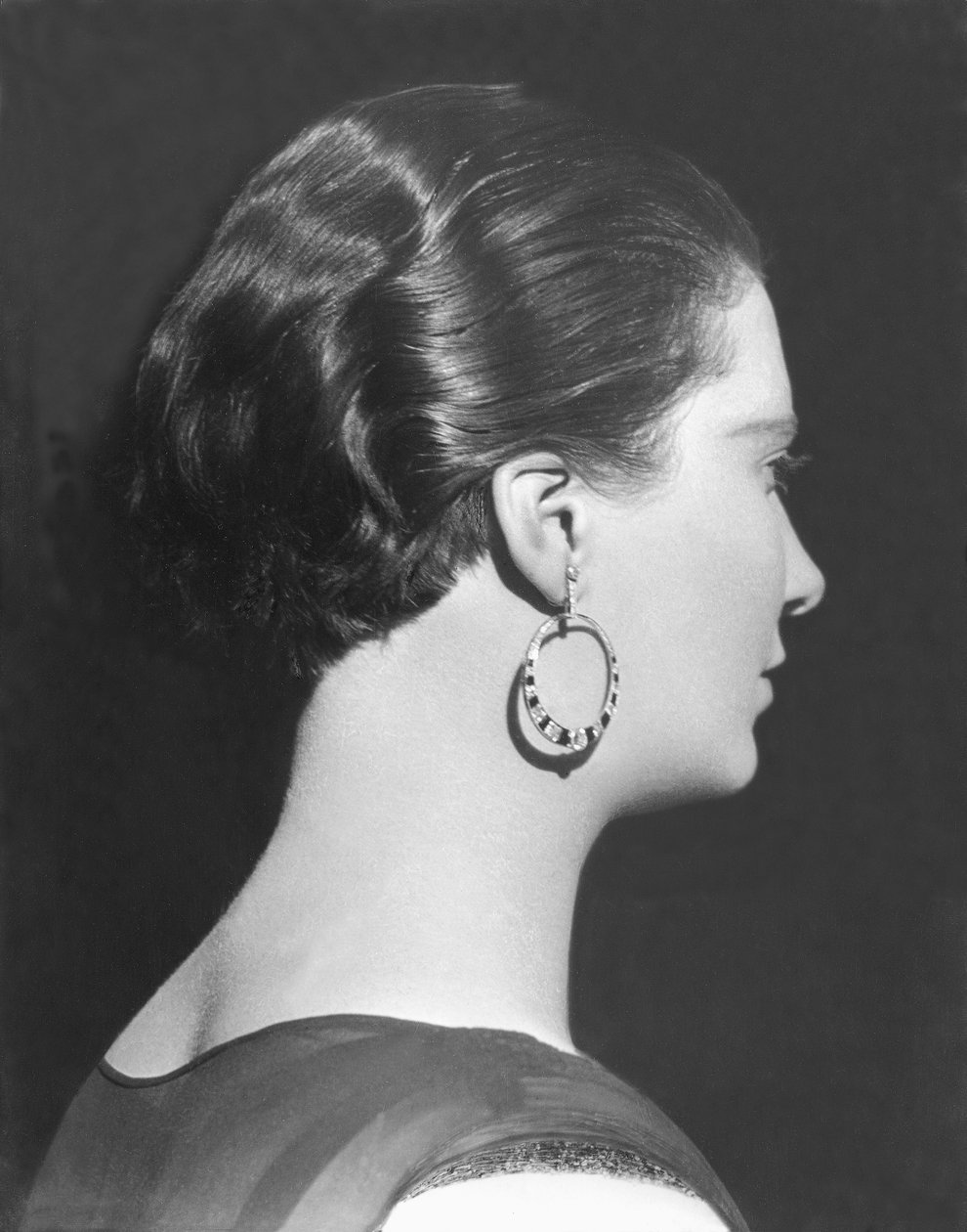 امرأة مع حلق ، مكسيكو سيتي ، ج .1928 بواسطة تينا مودوتي