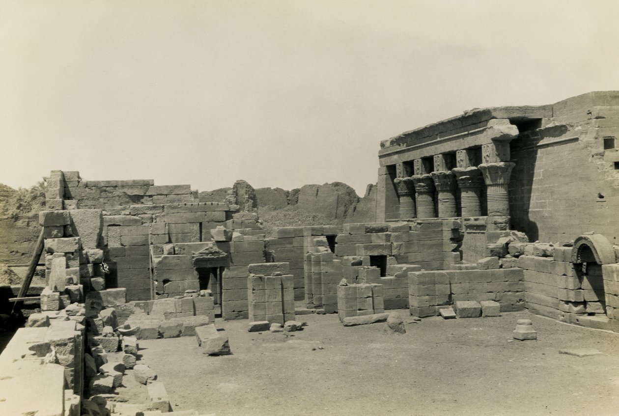  بواسطة أوغو مونيريت دي فيلارد