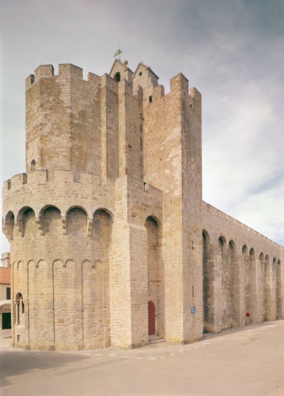 كنيسة Les Saintes-Maries-de-la-Mer بواسطة غير معروف غير معروف