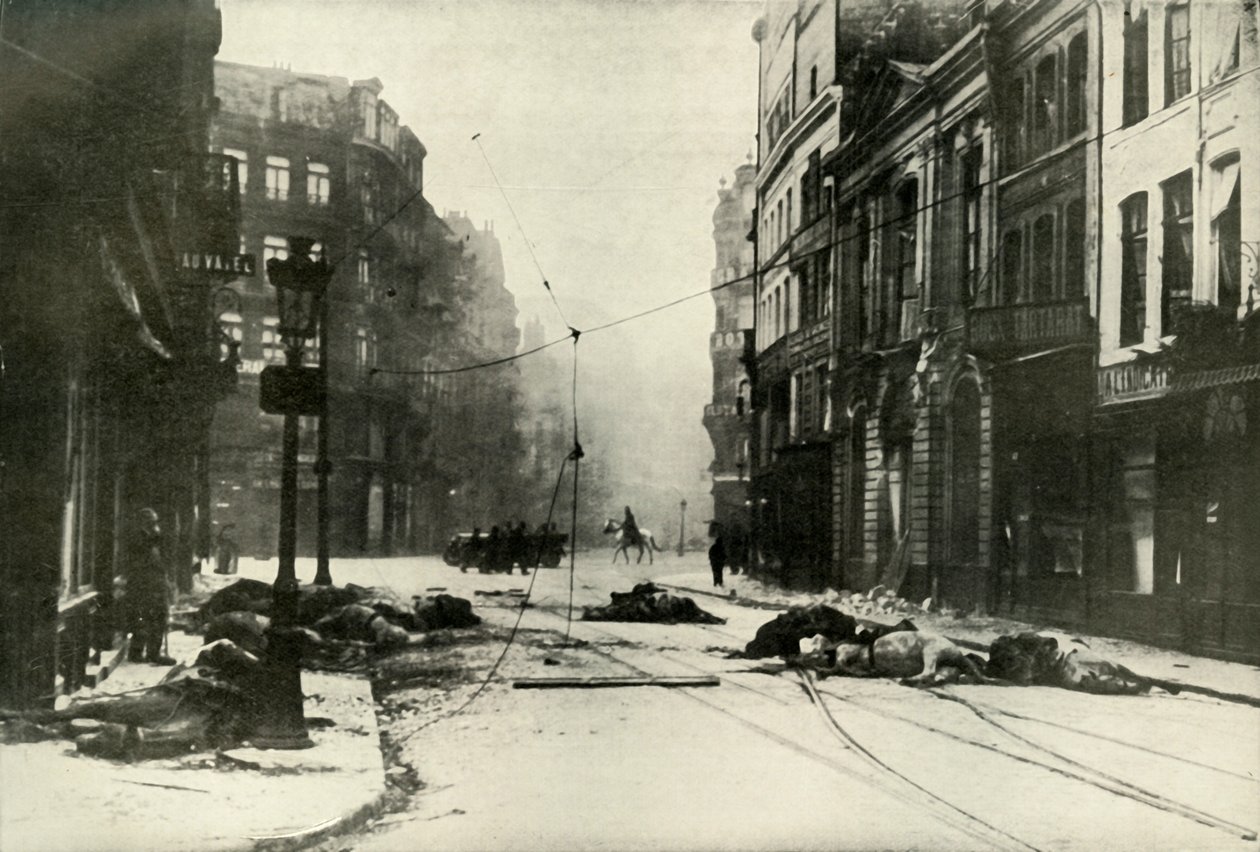 شارع في ليل ، 1919. بواسطة غير معروف