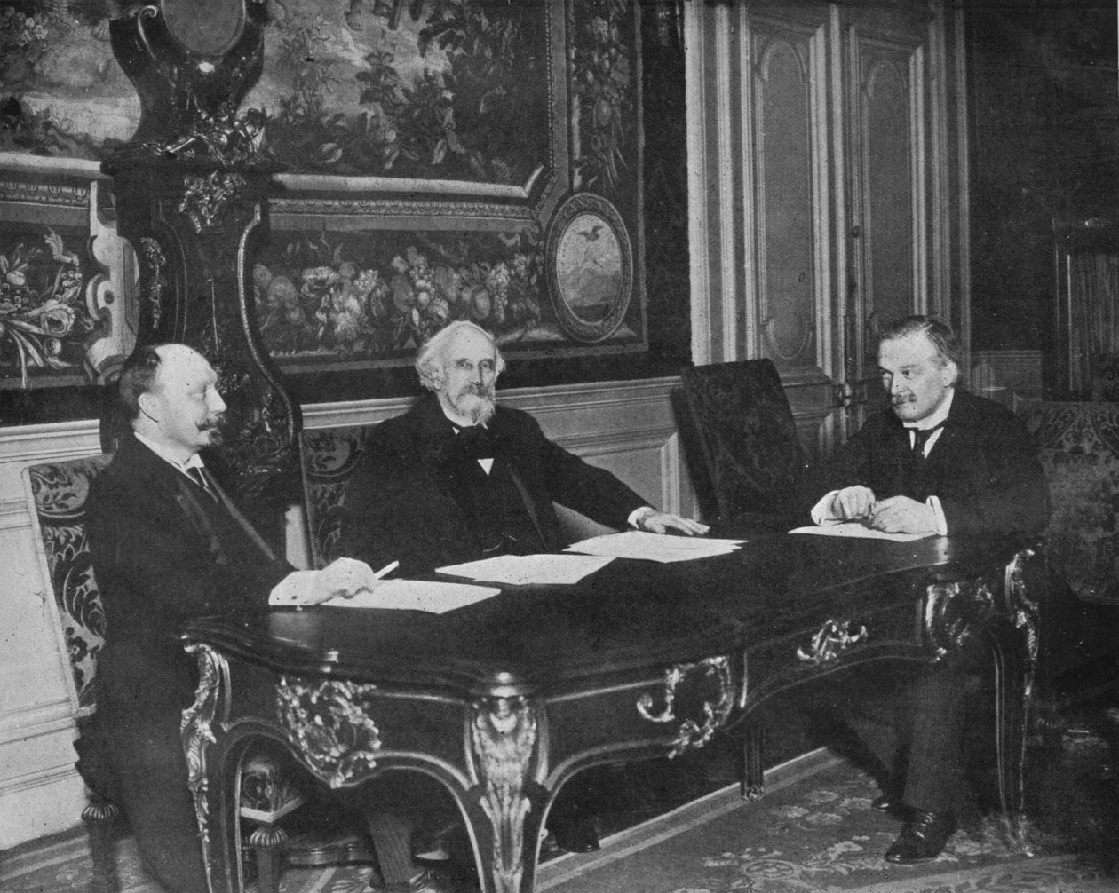 مؤتمر مالي للحلفاء ، باريس ، 1915. بواسطة غير معروف