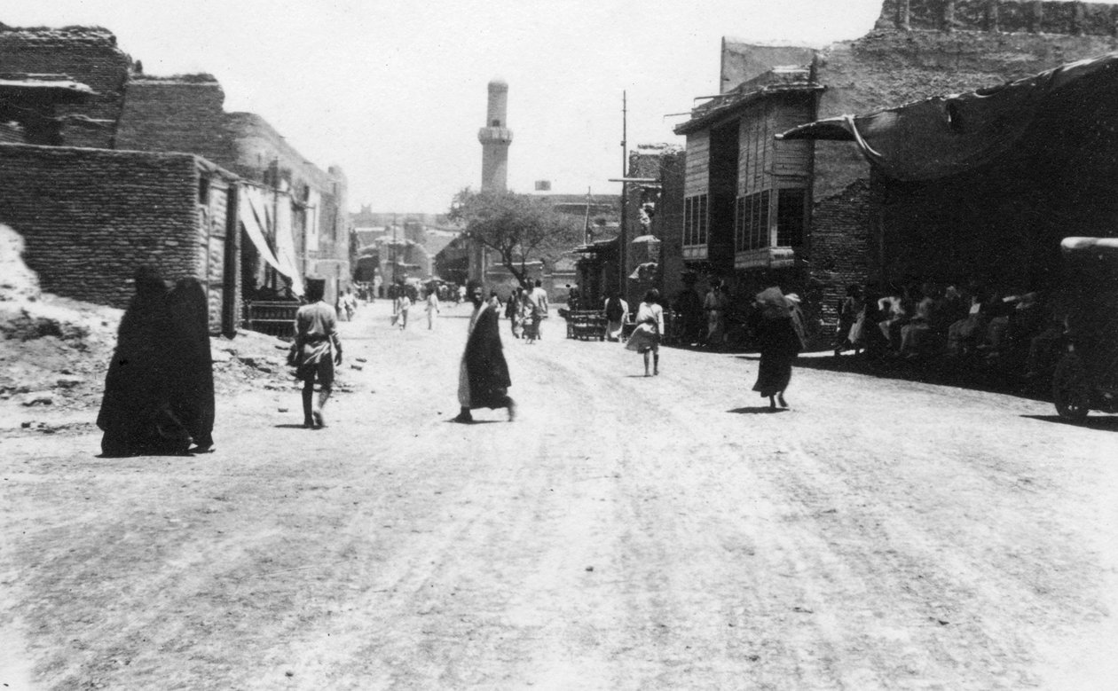شارع في بغداد ، بلاد الرافدين ، الحرب العالمية الأولى ، 1918 بواسطة غير معروف