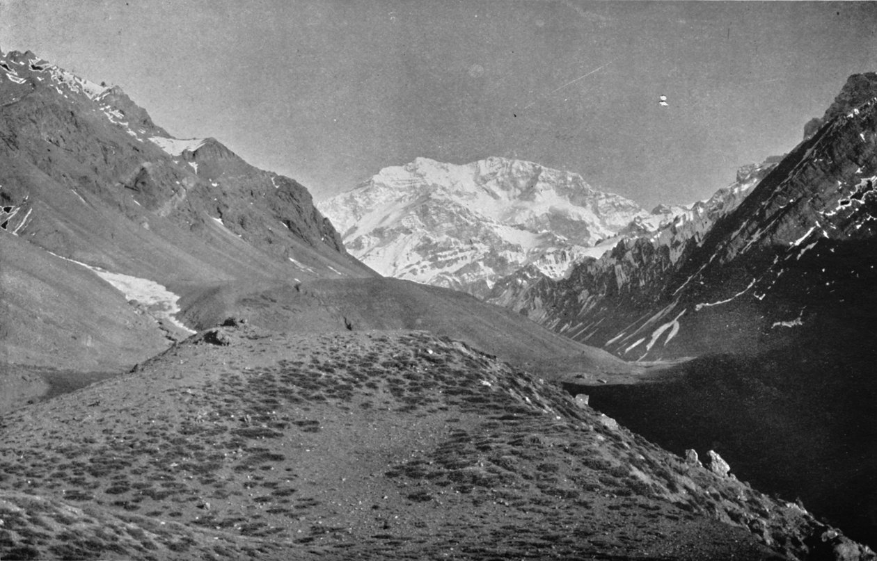 أكونكاجوا ، بالقرب من الطريق من سانتياغو إلى مندوزا ، 1911 بواسطة غير معروف