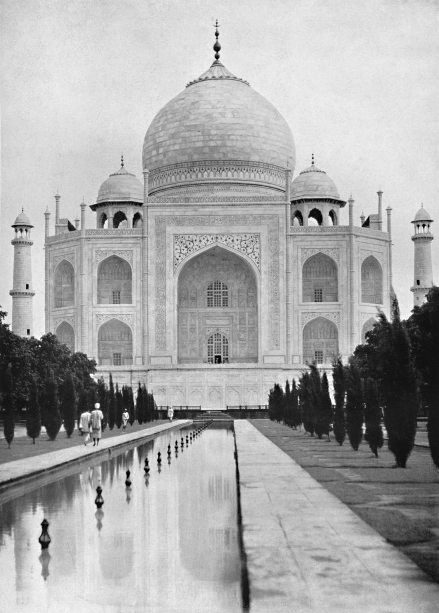 أجرا. تاج محل بالقرب من العرض ، c1910. بواسطة غير معروف