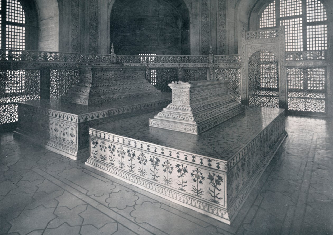 أغرا ، مقابر ممتاز محل وشاهجهان في تاج ، 1920 م. بواسطة غير معروف