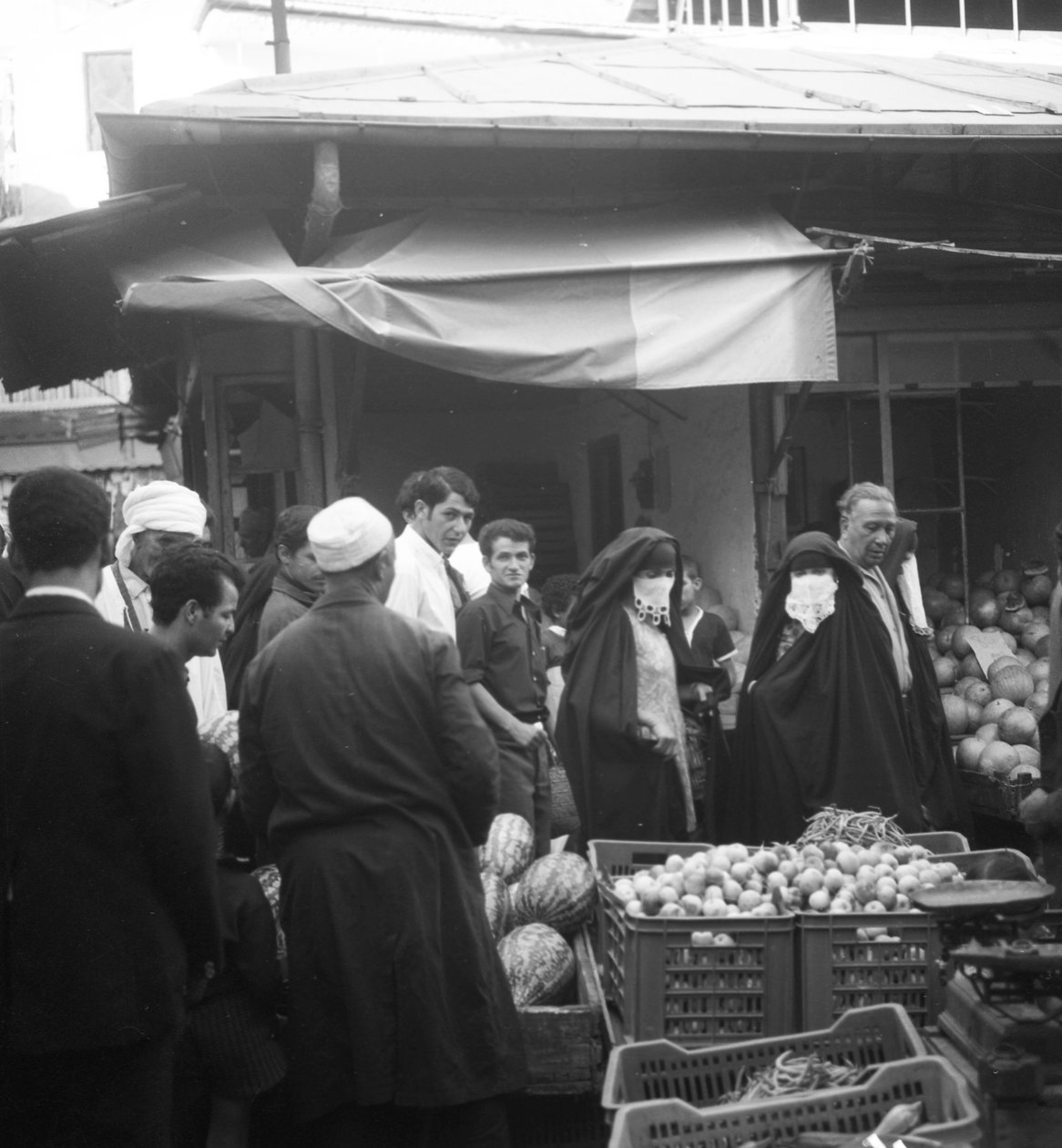 الجزائر بواسطة غير معروف