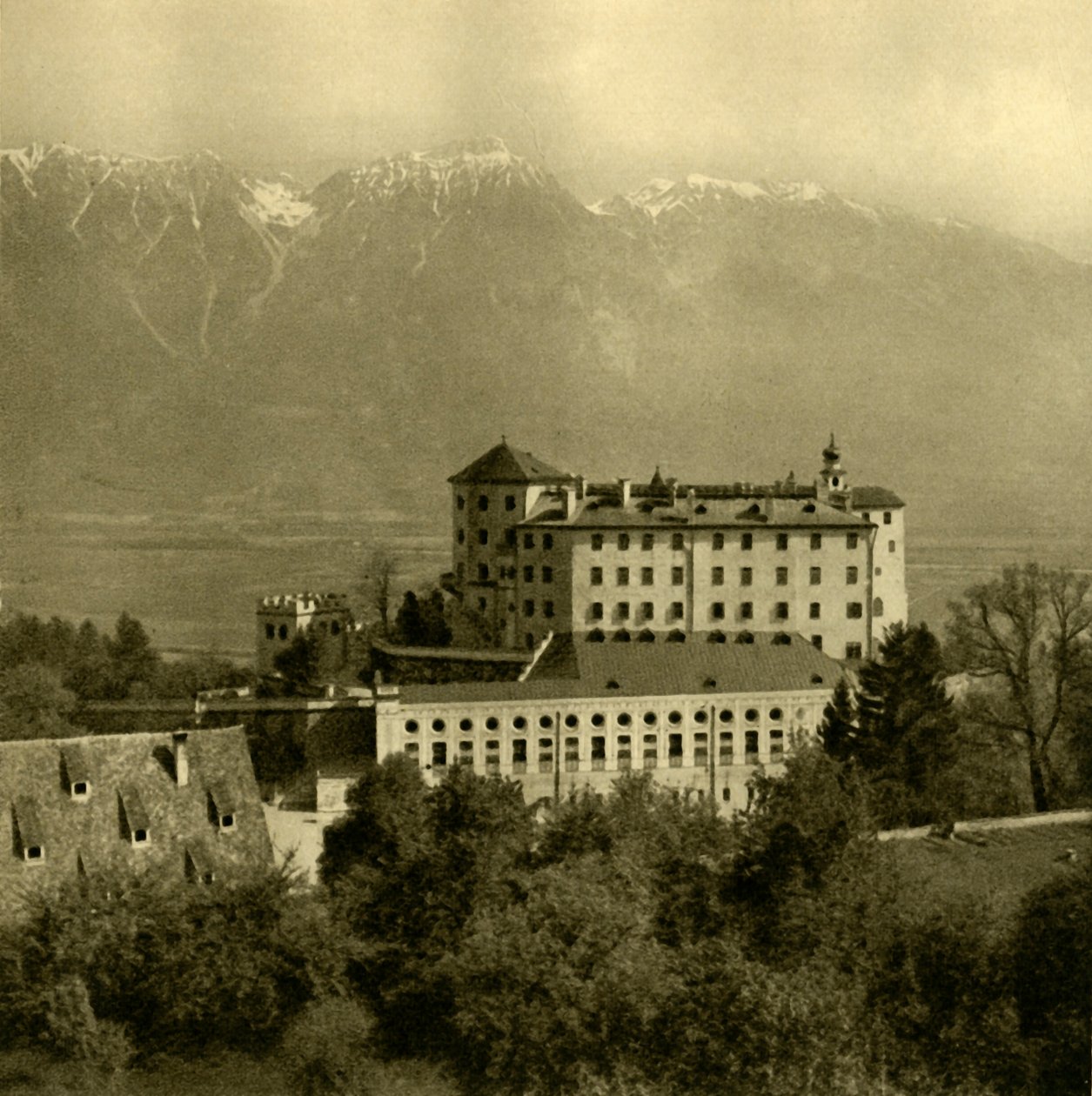 قلعة أمبرا ، إنسبروك ، تيرول ، النمسا ، c1935. بواسطة غير معروف