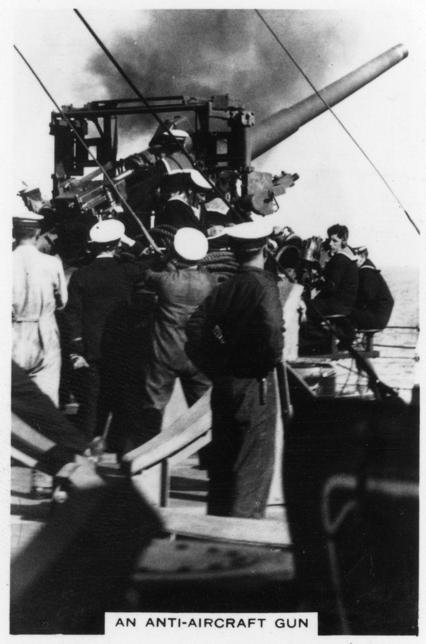 مدفع مضاد للطائرات على متن HMS Nelson ، 1937 بواسطة غير معروف