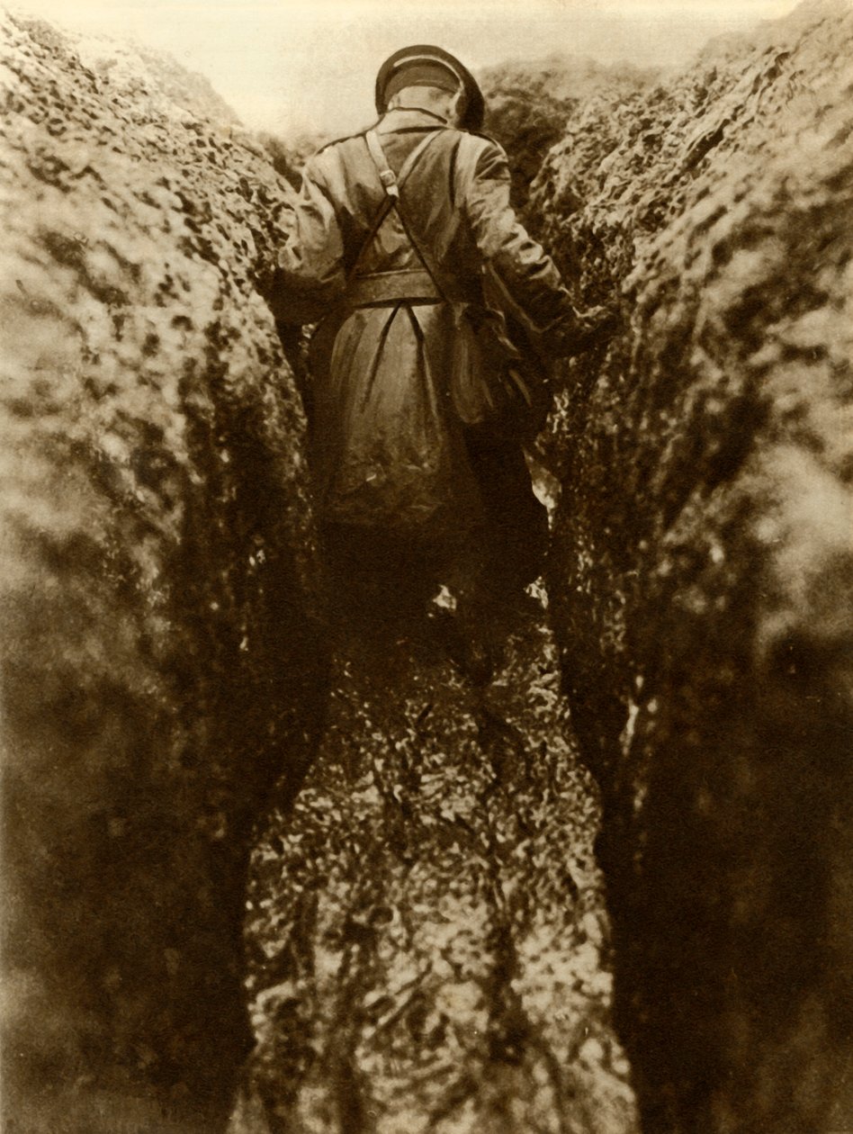 ضابط في الخنادق ، فرنسا ، الحرب العالمية الأولى ، 1916 ، 1935. بواسطة غير معروف