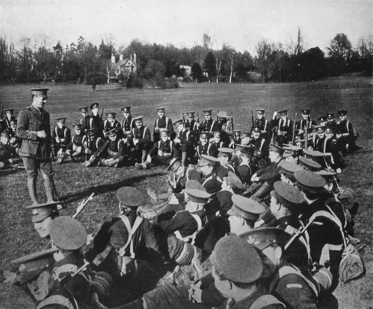 محاضرة في الهواء الطلق في الحدائق ، أكسفورد ، 1915 بواسطة غير معروف