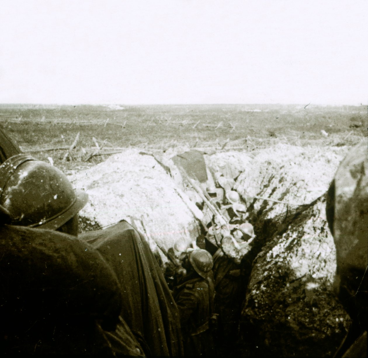 إطلاق مضاد للطائرات ، خط أمامي ، c1914-c1918 بواسطة غير معروف