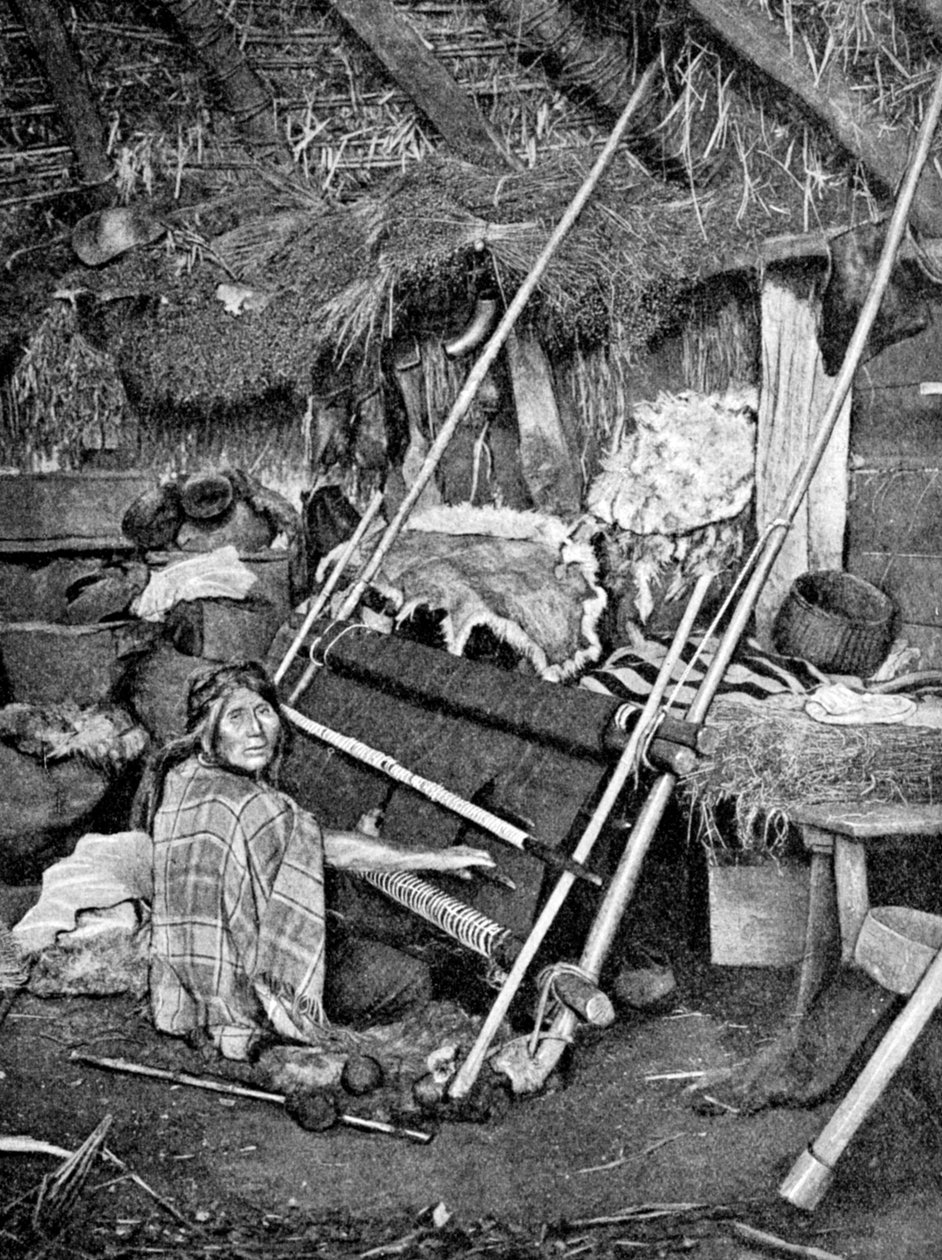 نسج امرأة أراوكية ، تشيلي ، 1922 بواسطة غير معروف