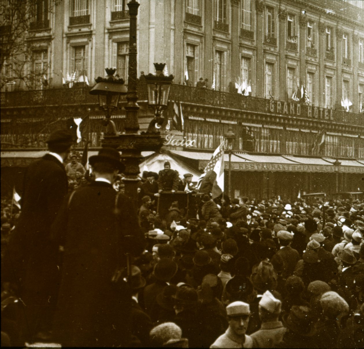 الهدنة ، باريس ، 1918 بواسطة غير معروف