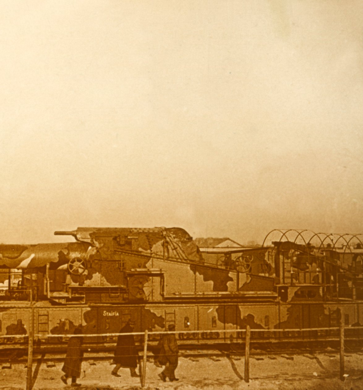قطار مصفح ، c1914-c1918 بواسطة غير معروف