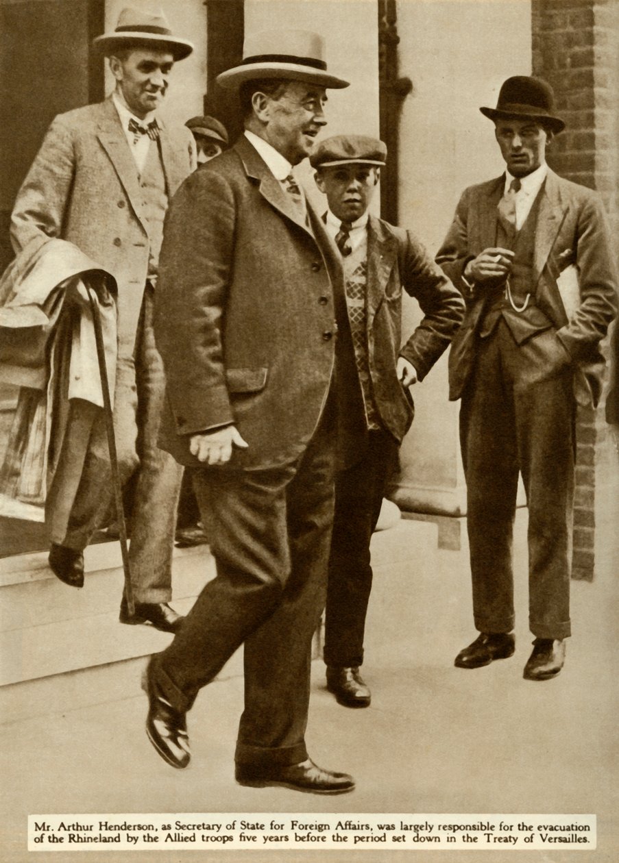 آرثر هندرسون ، 1929 ، 1935. بواسطة غير معروف