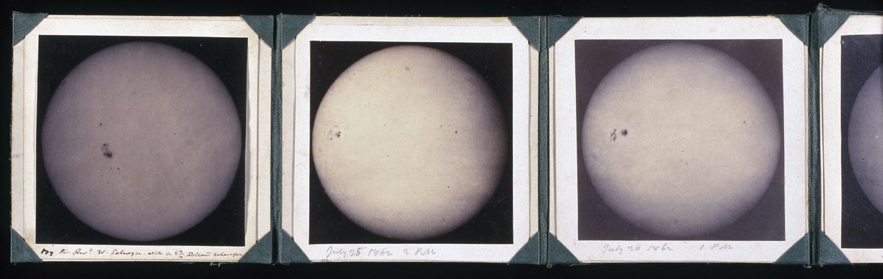 Autographs of the Sun بواسطة غير معروف