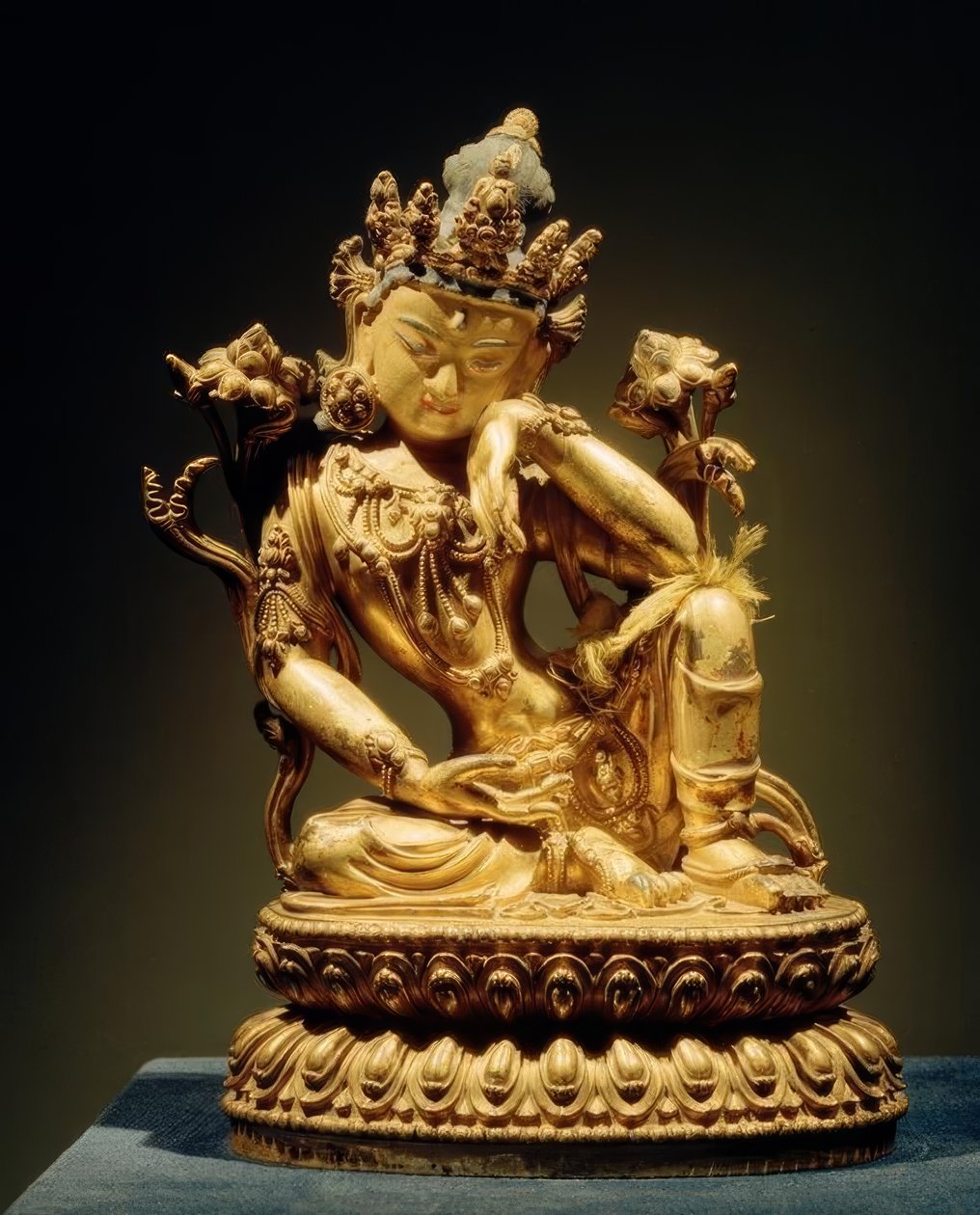Avalokitesvara - النحت ، القرن الخامس عشر بواسطة غير معروف