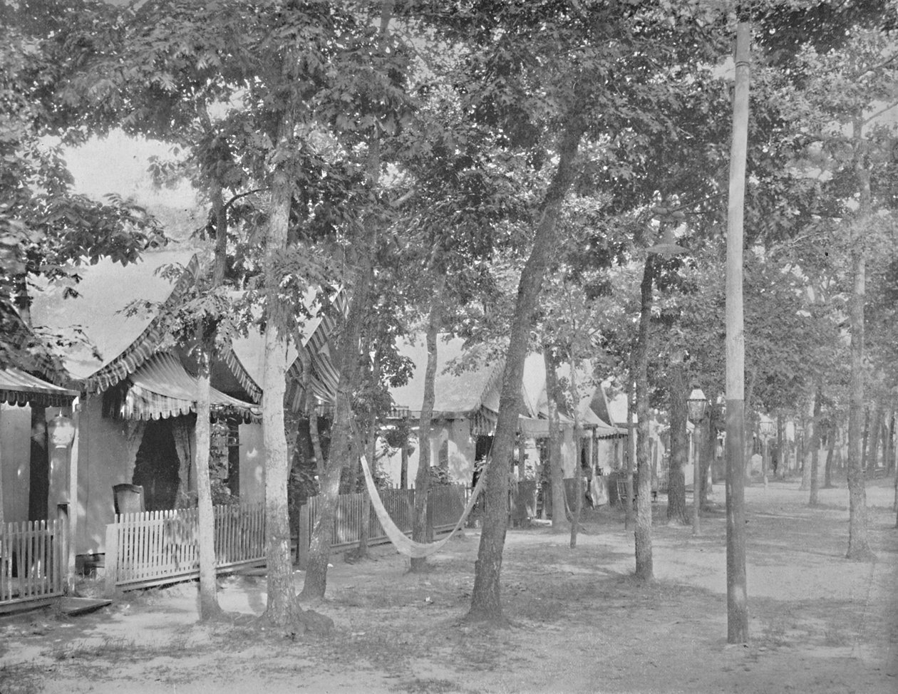 جادة الخيام ، Ocean Grove ، نيو جيرسي ، c1897. بواسطة غير معروف