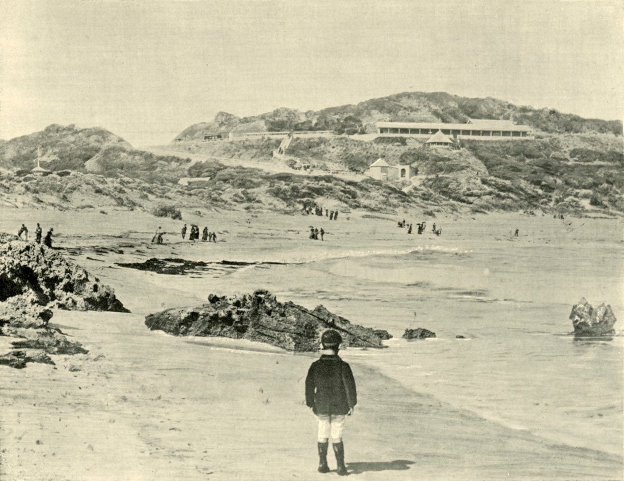 Back Beach ، سورينتو ، فيكتوريا ، 1901. بواسطة غير معروف
