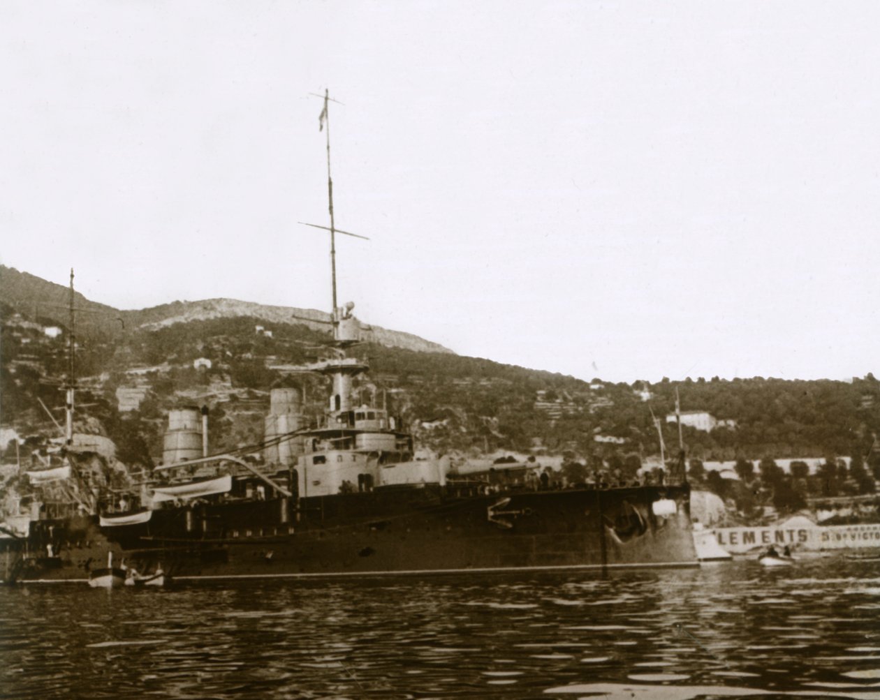 سفينة حربية في فيلفرانش ، فرنسا ، c1914-c1918 بواسطة غير معروف