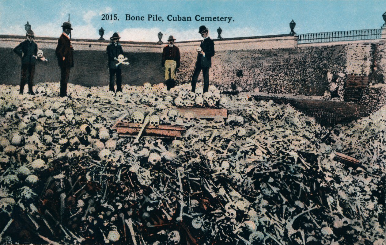 Bone Pile ، المقبرة الكوبية ، c1910 بواسطة غير معروف