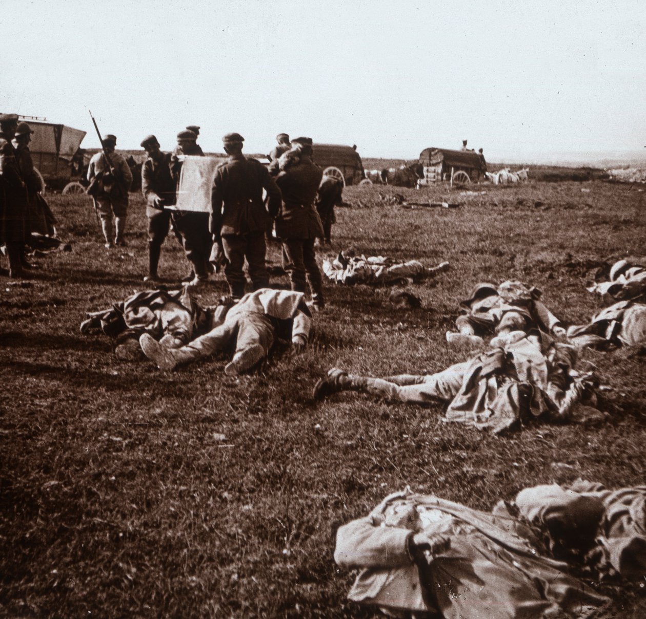 دفن الجثث ، Sainte-Marie-à-Py ، شمال فرنسا ، c1914-c1918 بواسطة غير معروف