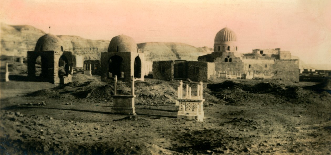 القاهرة: مقابر خليفة ، c1918-c1939. بواسطة غير معروف
