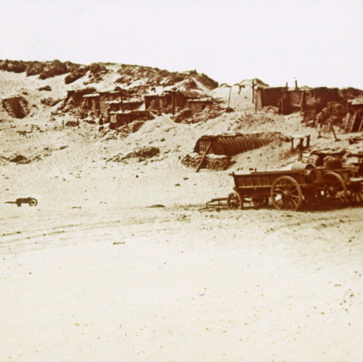 كانتون في الكثبان الرملية ، Koksijde ، فلاندرز ، بلجيكا ، c1914-c1918 بواسطة غير معروف
