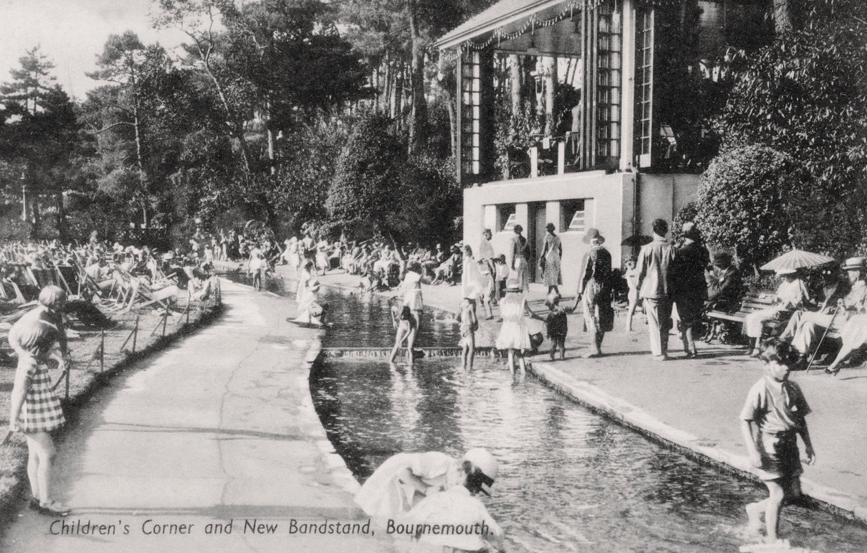 ركن الأطفال وفرقة جديدة ، بورنموث ، دورست ، 1920s بواسطة غير معروف