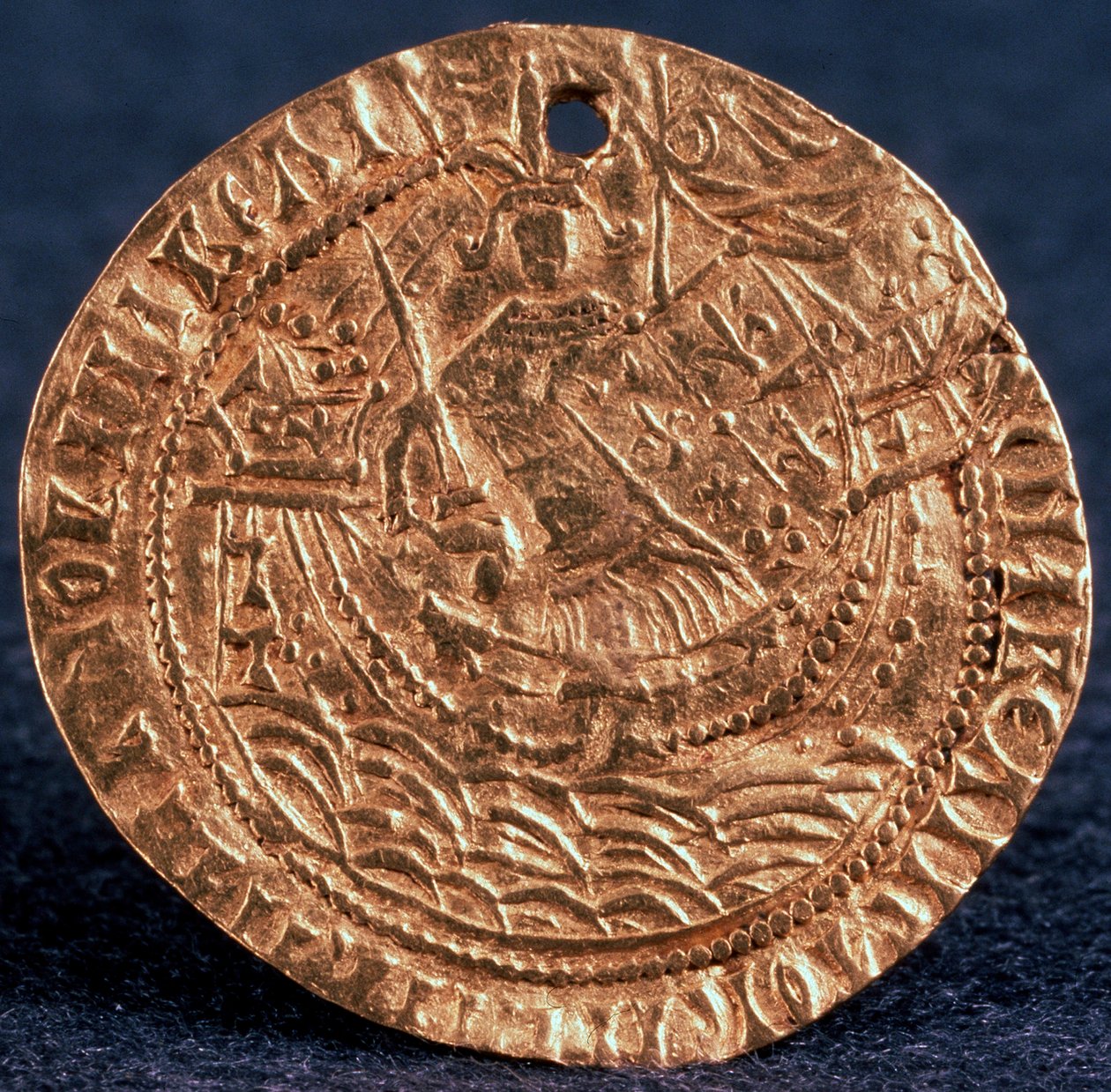 عملة Korabelnik للقيصر إيفان الثالث ، عكس: حاكم على سفينته ، 1471-1490 بواسطة غير معروف