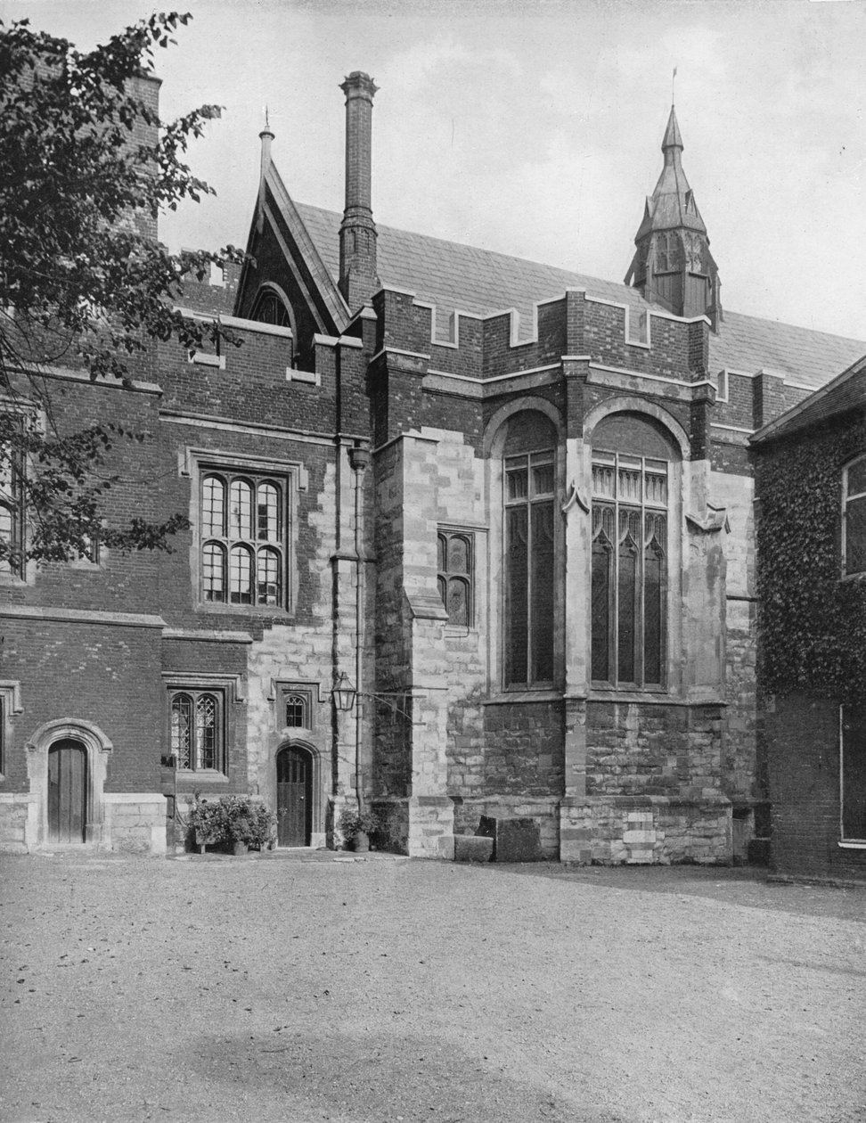 قاعة الكلية ، من Brewhouse Yard ، 1926 بواسطة غير معروف