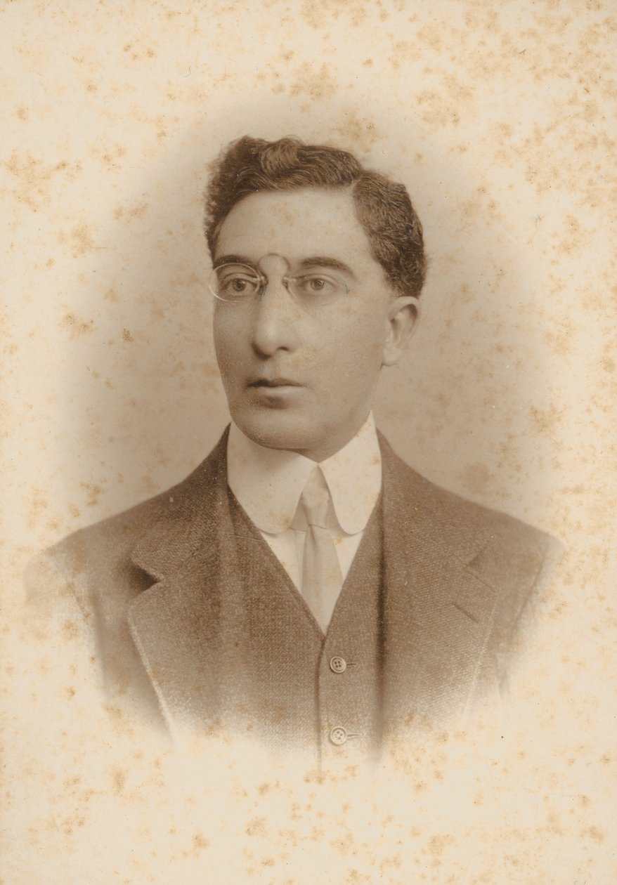 قسطنطين كافافي 1863-1933 ، 1910 بواسطة غير معروف