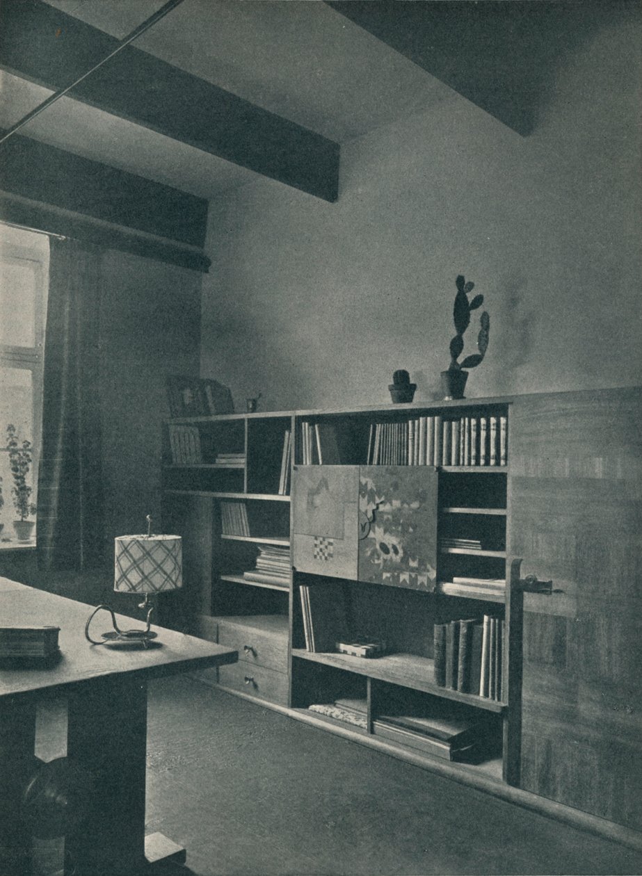 زاوية مكتبة صممها هانز هارتل ، c1927 بواسطة غير معروف