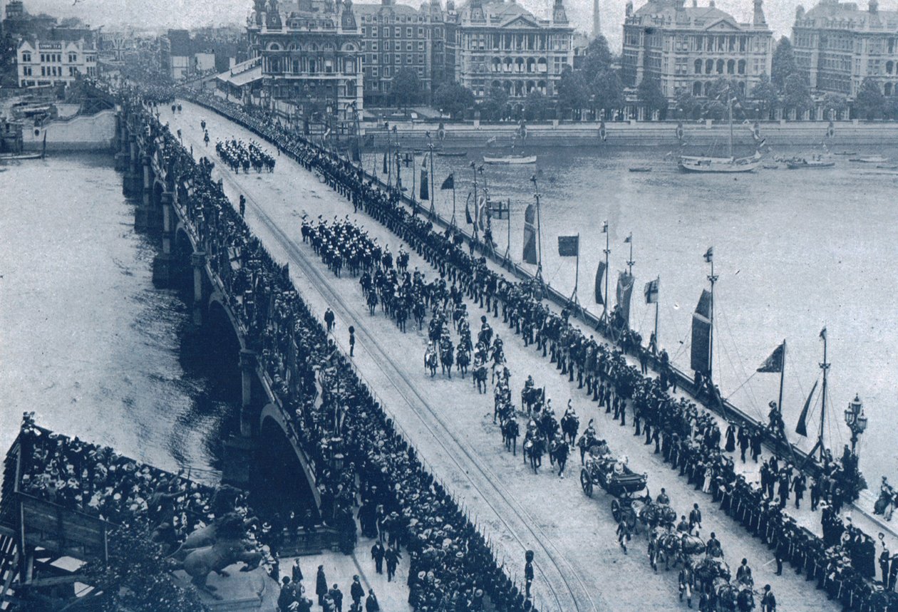 تتويج الملك جورج الخامس والملكة ماري ، لندن ، 1911. بواسطة غير معروف
