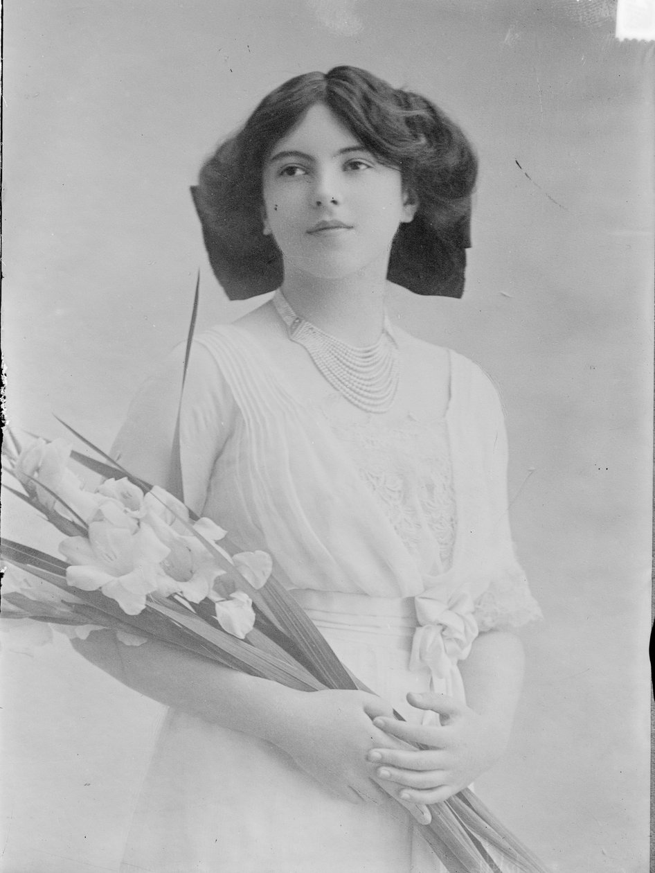 الكونتيسة Nadejda Mikhailovna de Bags 1896-1963 ، ج .1915 بواسطة غير معروف