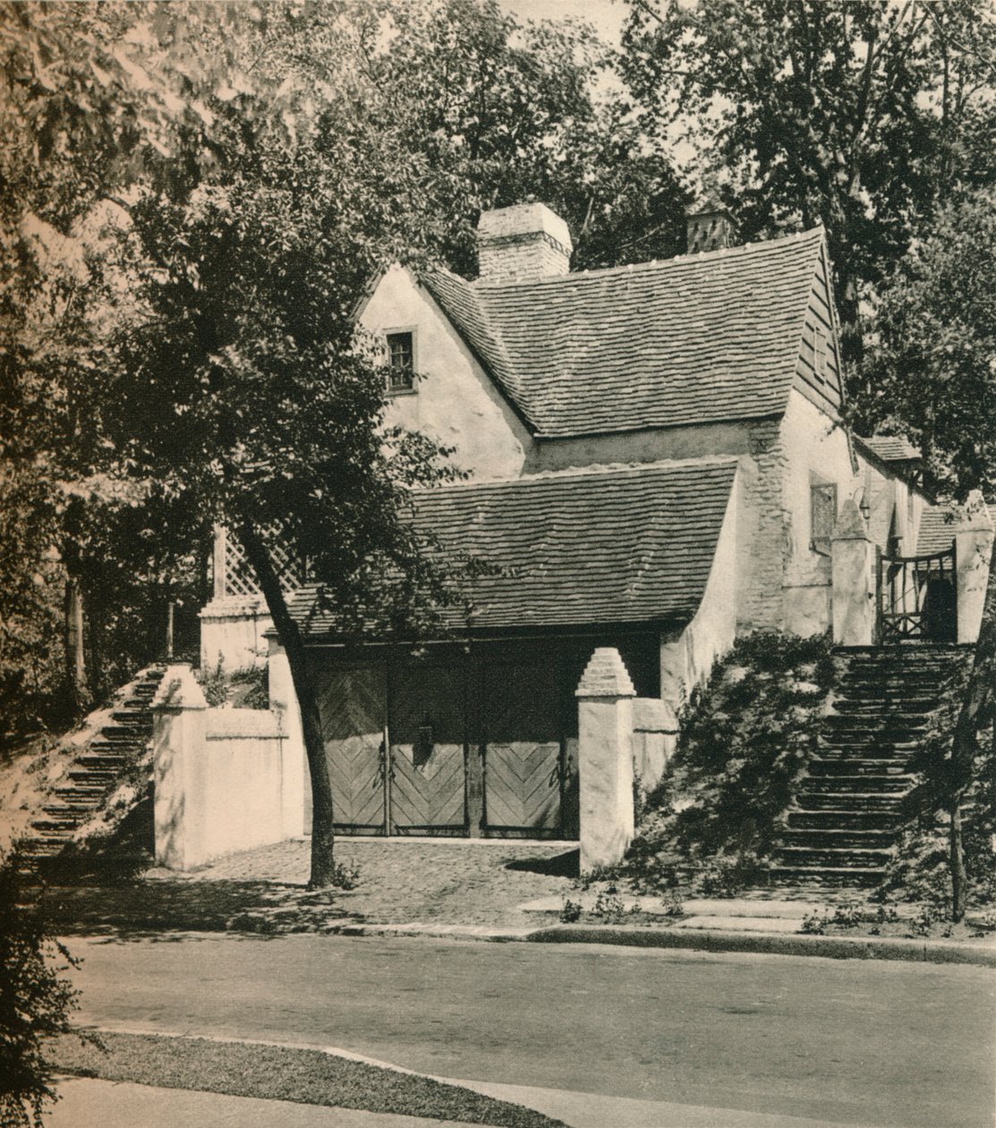 منزل ريفي للسيد إدوين سي. دوبل ، فورست هيلز. المهندس المعماري ، فرانك فورستر ، c1928 بواسطة غير معروف