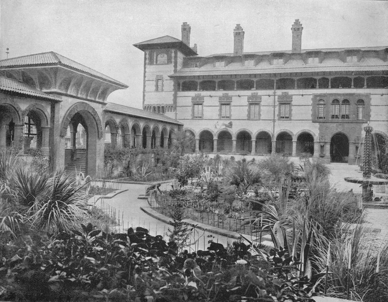 محكمة بونس دي ليون ، سانت أوغسطين ، فلوريدا ، c1897. بواسطة غير معروف