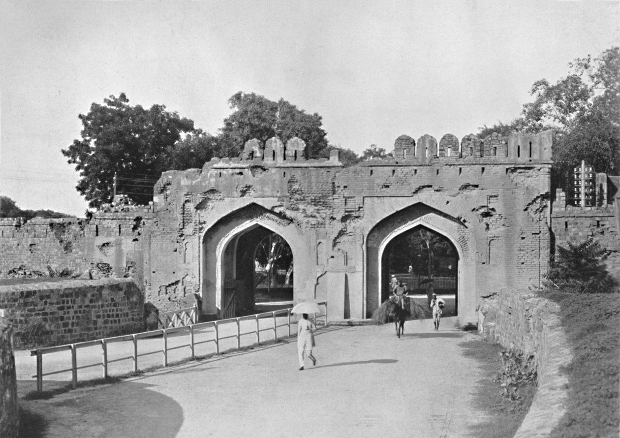 دلهي. بوابة الكشمير ، c1910. بواسطة غير معروف