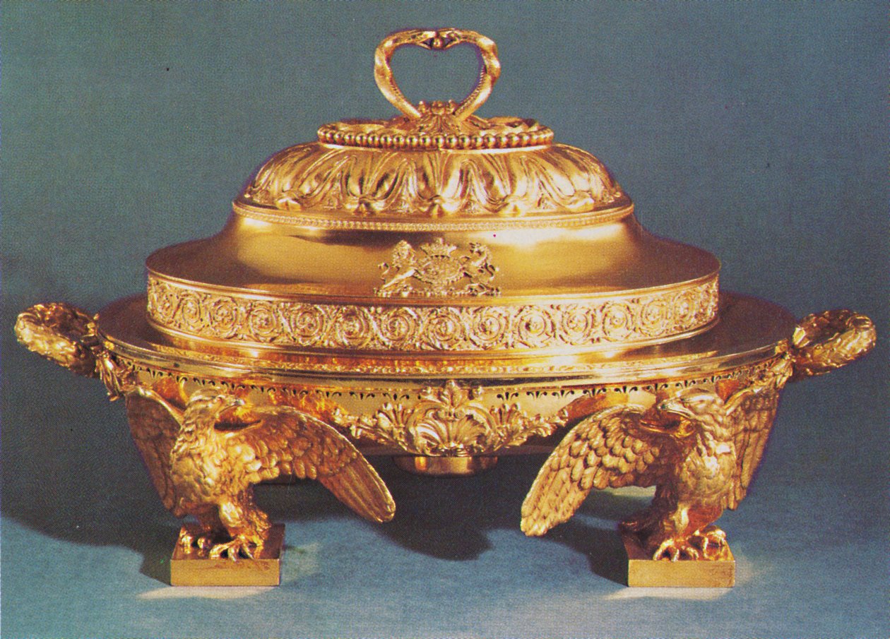 صحن دفئا وغطاء ، 1820 ، 1953 بواسطة غير معروف