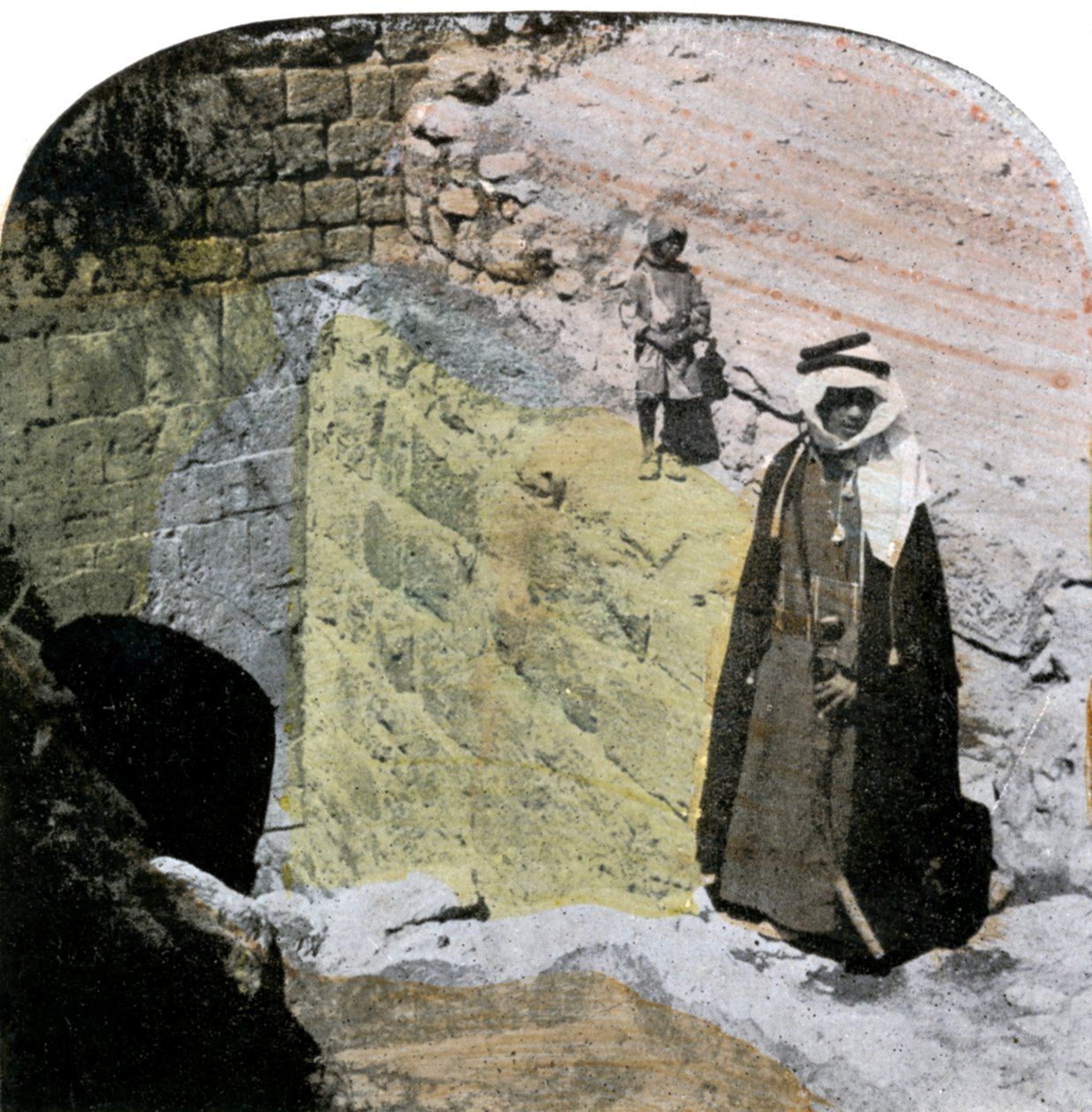 مدخل نافورة العذراء ، القدس ، إسرائيل ، أواخر القرن التاسع عشر بواسطة غير معروف