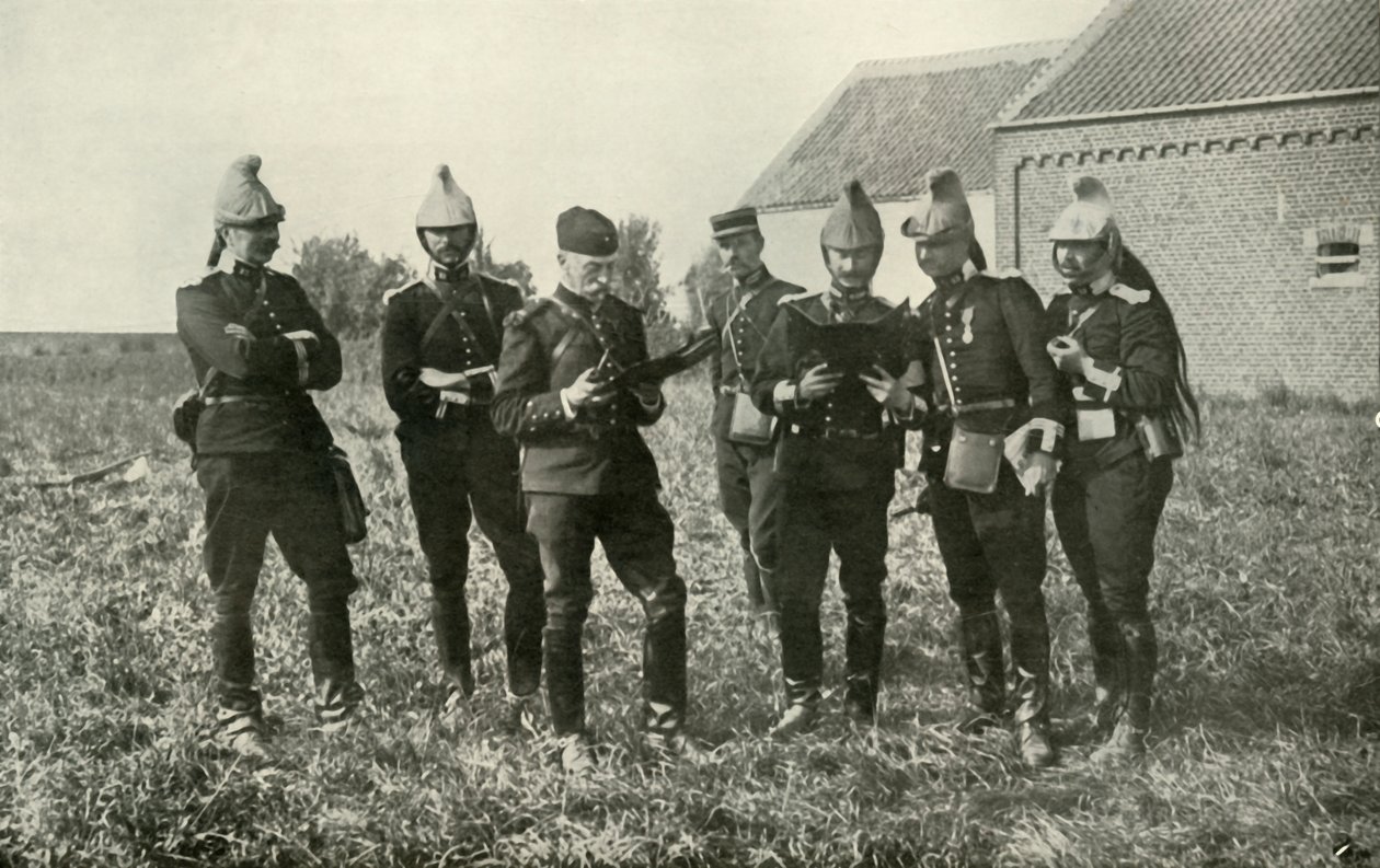 ضباط الأركان الفرنسيون بالتشاور ، 1914 ، 1919. بواسطة غير معروف
