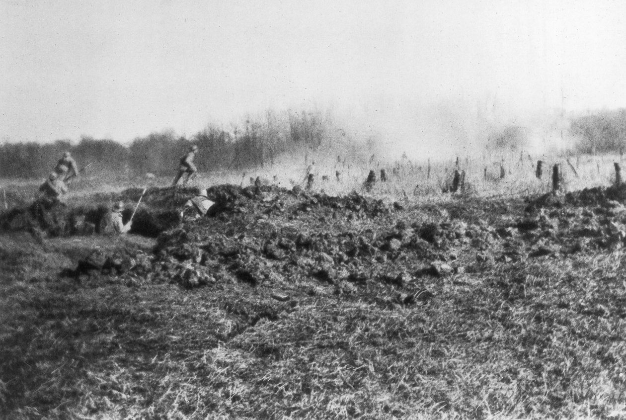 هجوم مضاد فرنسي بين السوم ونهر واز ، بيكاردي ، فرنسا ، 1918 بواسطة غير معروف