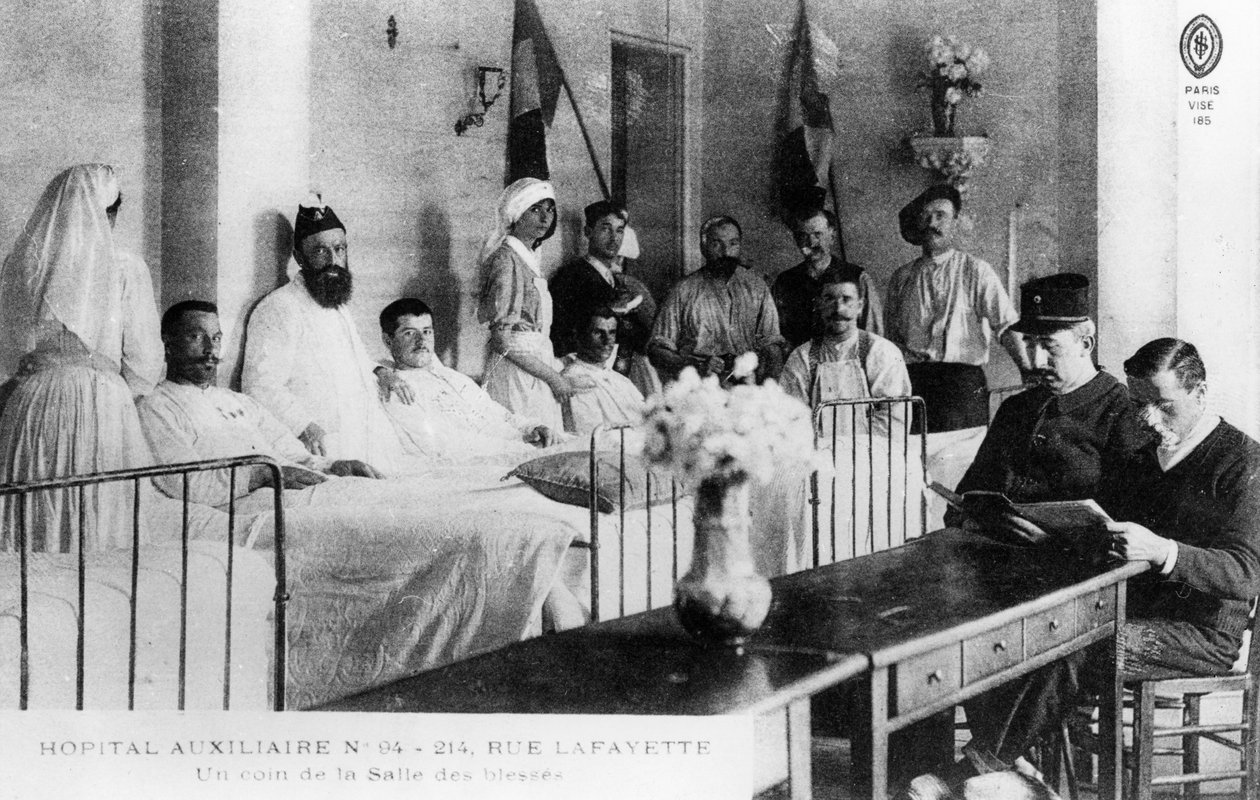 جريح فرنسي ، مستشفى مساعد ، باريس ، فرنسا ، الحرب العالمية الأولى ، 1914-1918 بواسطة غير معروف