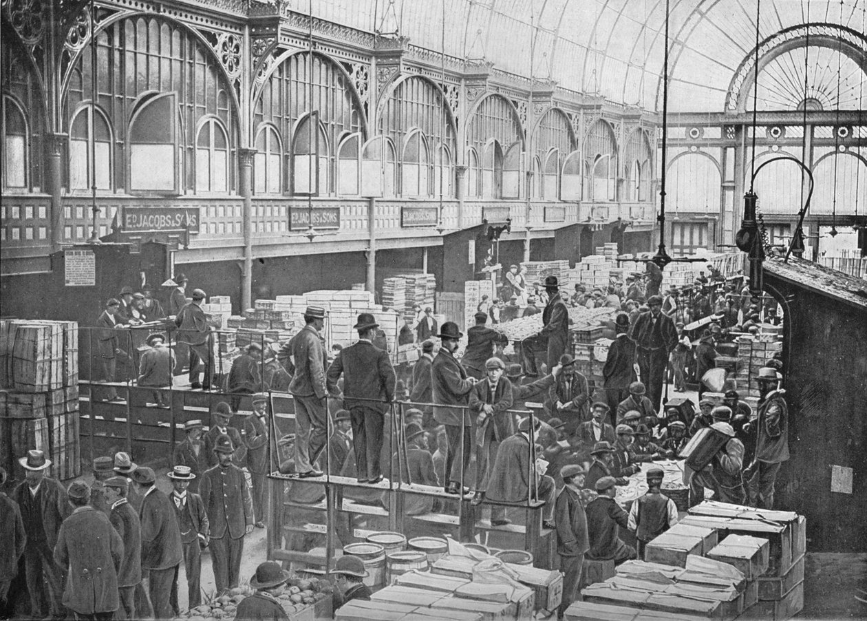 مزادات الفاكهة في Covent Garden Market ، لندن ، c1901 1901 بواسطة غير معروف