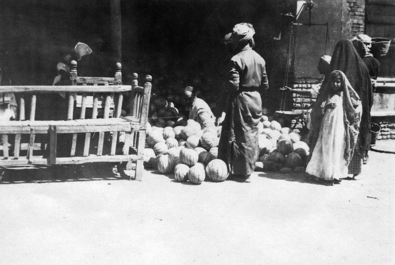 كشك الفاكهة ، بغداد ، بلاد الرافدين ، الحرب العالمية الأولى ، 1918 بواسطة غير معروف