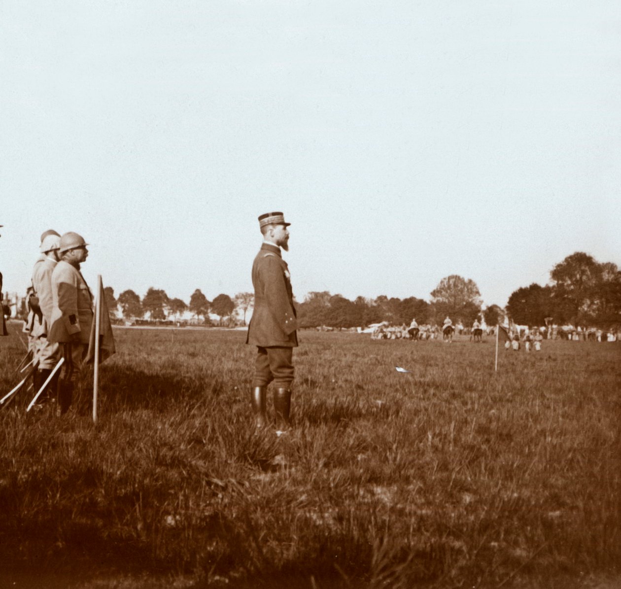 الجنرال هنري غورو ، شالون ، مارن ، شمال فرنسا ، c1914-c1918. بواسطة غير معروف