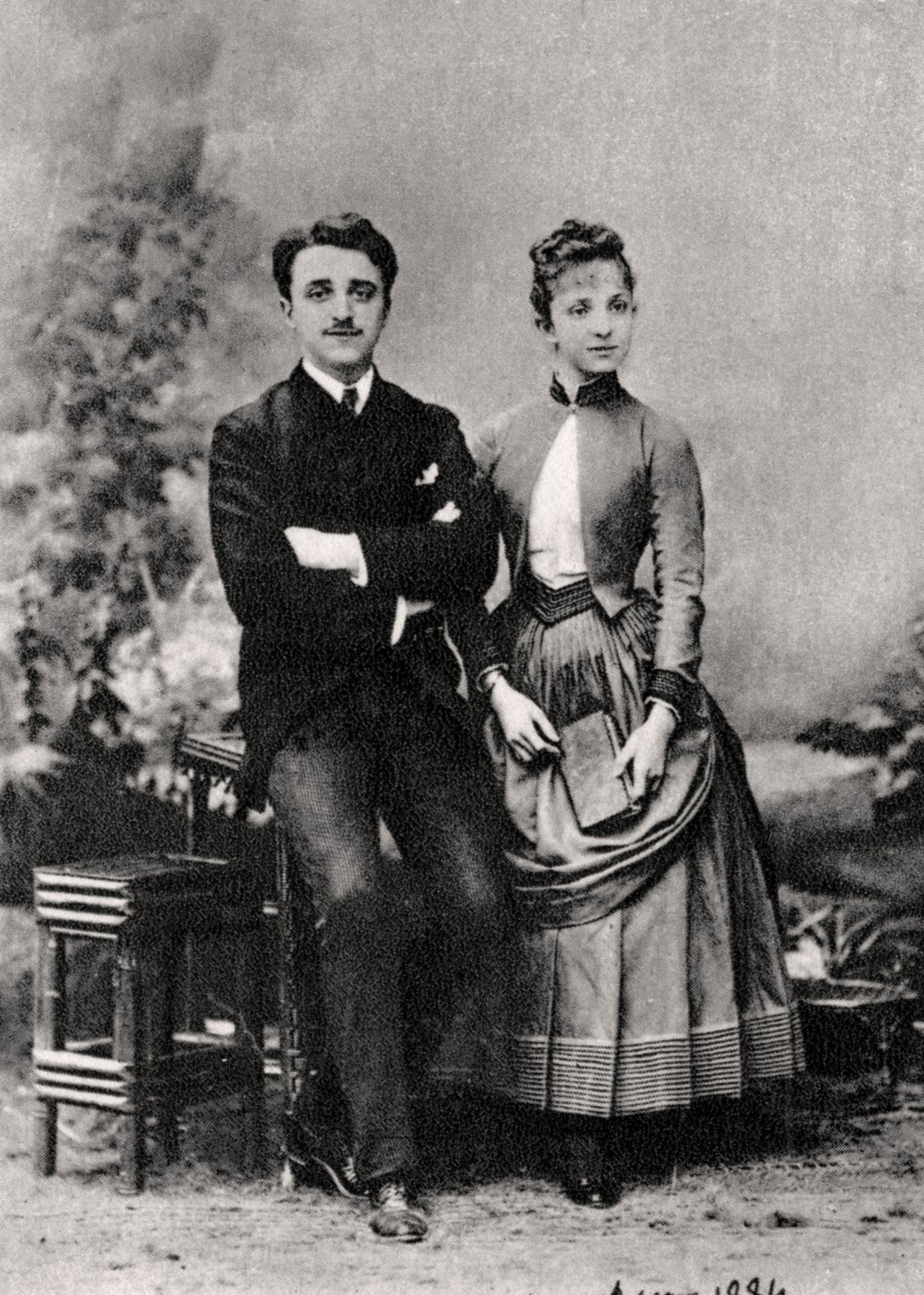 جورج وجين هوغو ، أحفاد الروائي الفرنسي فيكتور هوغو ، 1884 بواسطة غير معروف