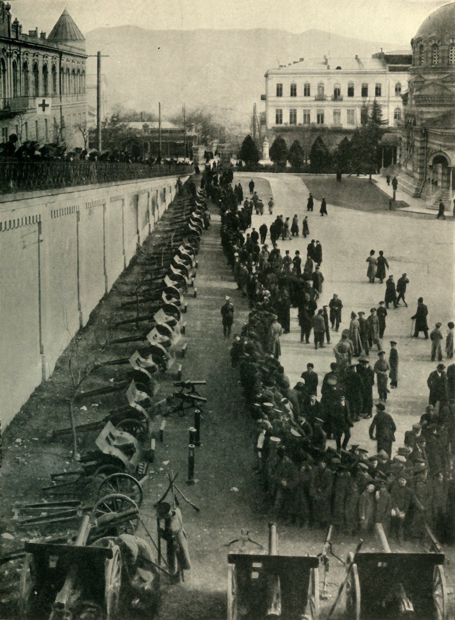 المدافع الألمانية التي استولى عليها الجيش الروسي ، الحرب العالمية الأولى ، c1915 ، c1920. بواسطة غير معروف